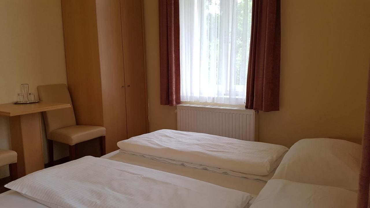 Pension Villa Inge Baden Ngoại thất bức ảnh